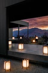 Wherever it suits you: the portable Ambient lantern.
