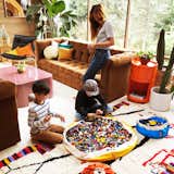 Swoop Bags are durable, modern toy storage bags that make cleaning up all those little toys like legos simple, fast and fun. 

Made in USA / SEATTLE 
•••
 #legostorage #toystorage #legobag #playroomstorage #swoopbags