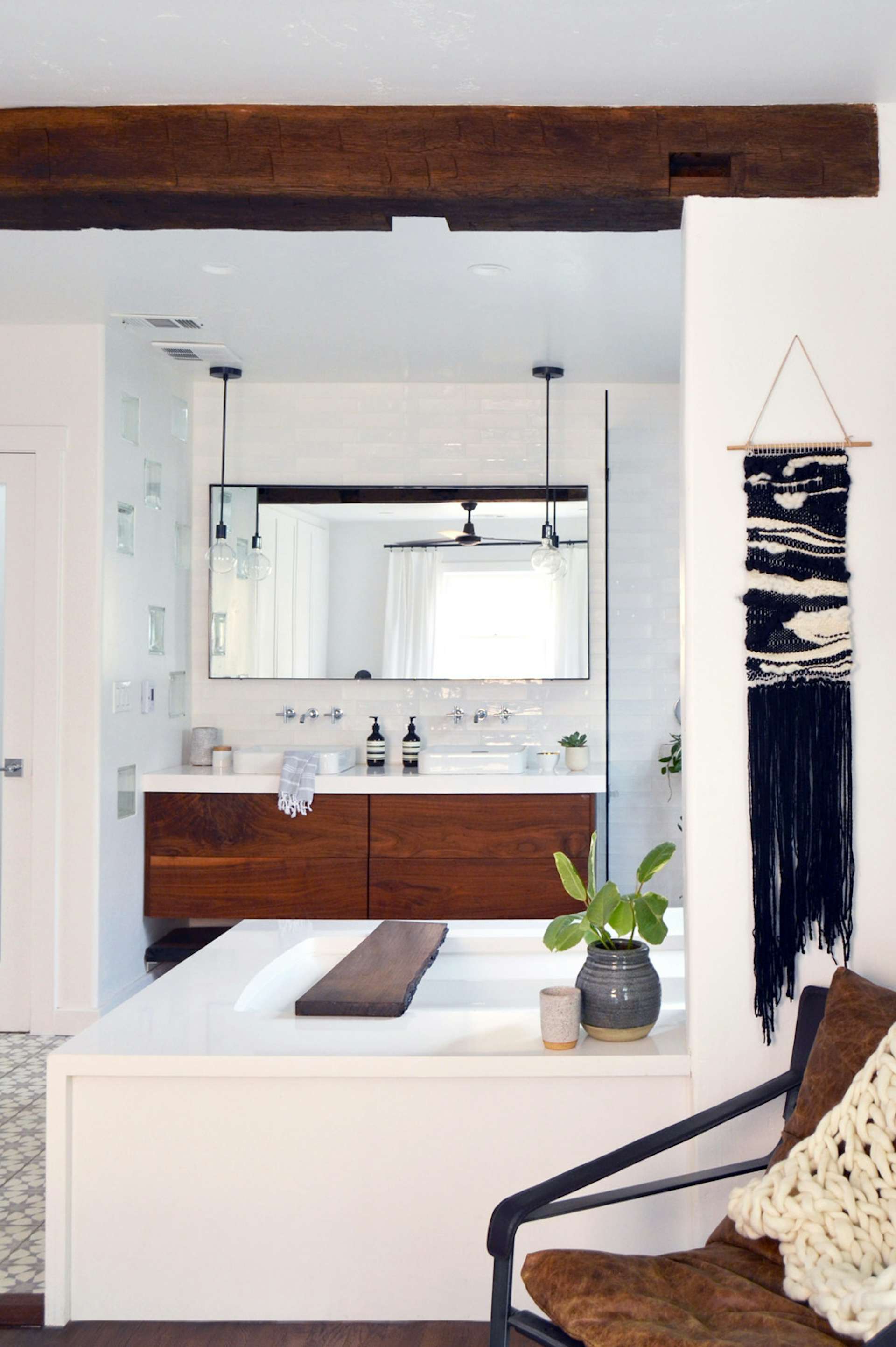 Photo 4 of 9 in Spenla Master Bed & Bath Open Space Concept by