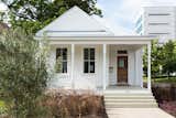 A Victorian Cottage in Houston Finds New Life as a Local Firm's Office - Photo 5 of 13 - 