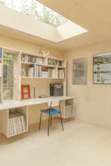 A London Couple's Backyard Studio Is Clad in Sustainable Cork - Photo 5 of 8 - 