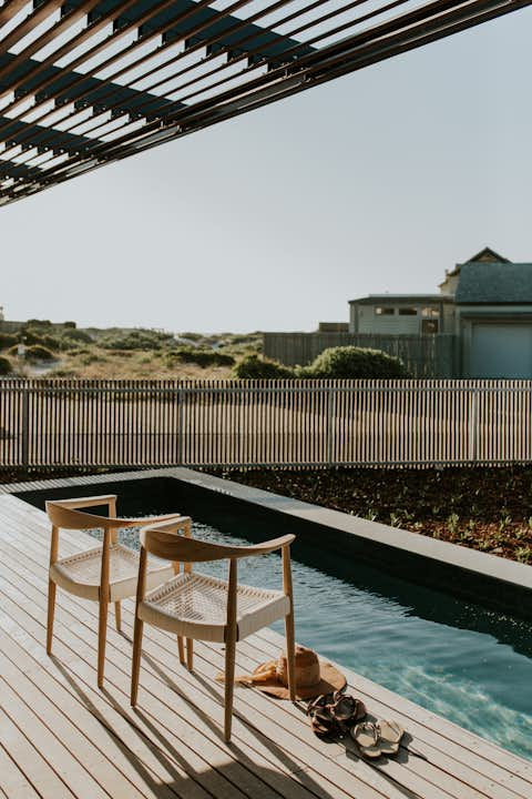 An Inviting South African Cottage Embraces Its Seaside Locale - Dwell