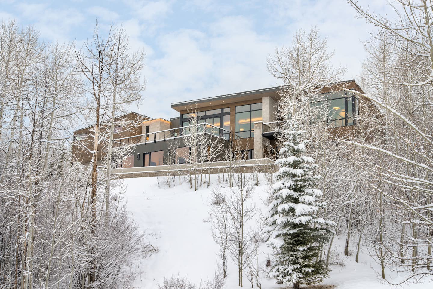 Two Creeks posted by KA DesignWorks (18 Photos) Dwell