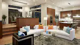 living/kitchen/dining