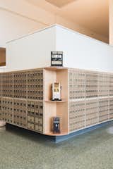 A Historic U.S. Post Office Is Transformed Into a Digital Agency’s New Modern Office - Photo 3 of 15 - 