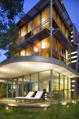 Patio at Guest House by Miró Rivera Architects