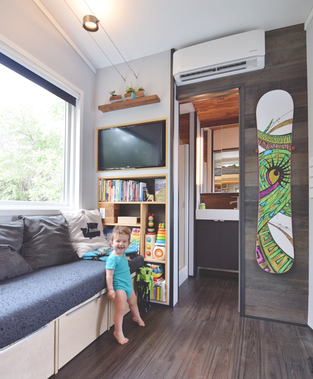 Photo 21 Of 34 In 10 Tiny Home Dwellers You Should Follow On Instagram ...