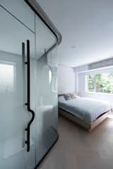 A Flowing Hong Kong Apartment Mimics the City’s Cascading Hills - Photo 6 of 10 - 