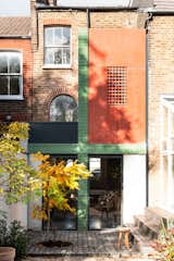 In London, an Old Victorian Becomes a Wonderland of Colored Concrete - Photo 4 of 9 - 
