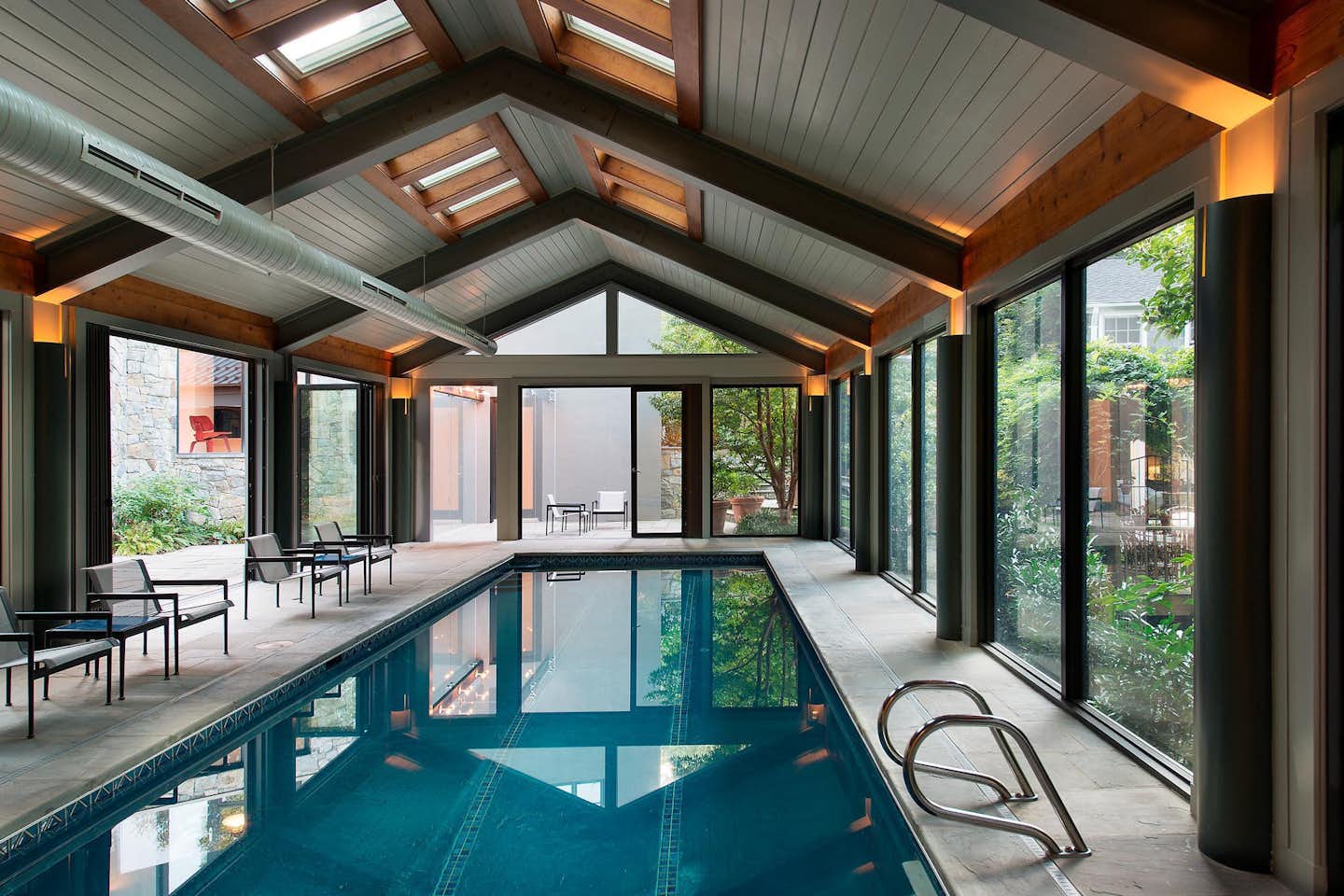 Photo 10 of 10 in Updated Midcentury Home in Washington, DC With an