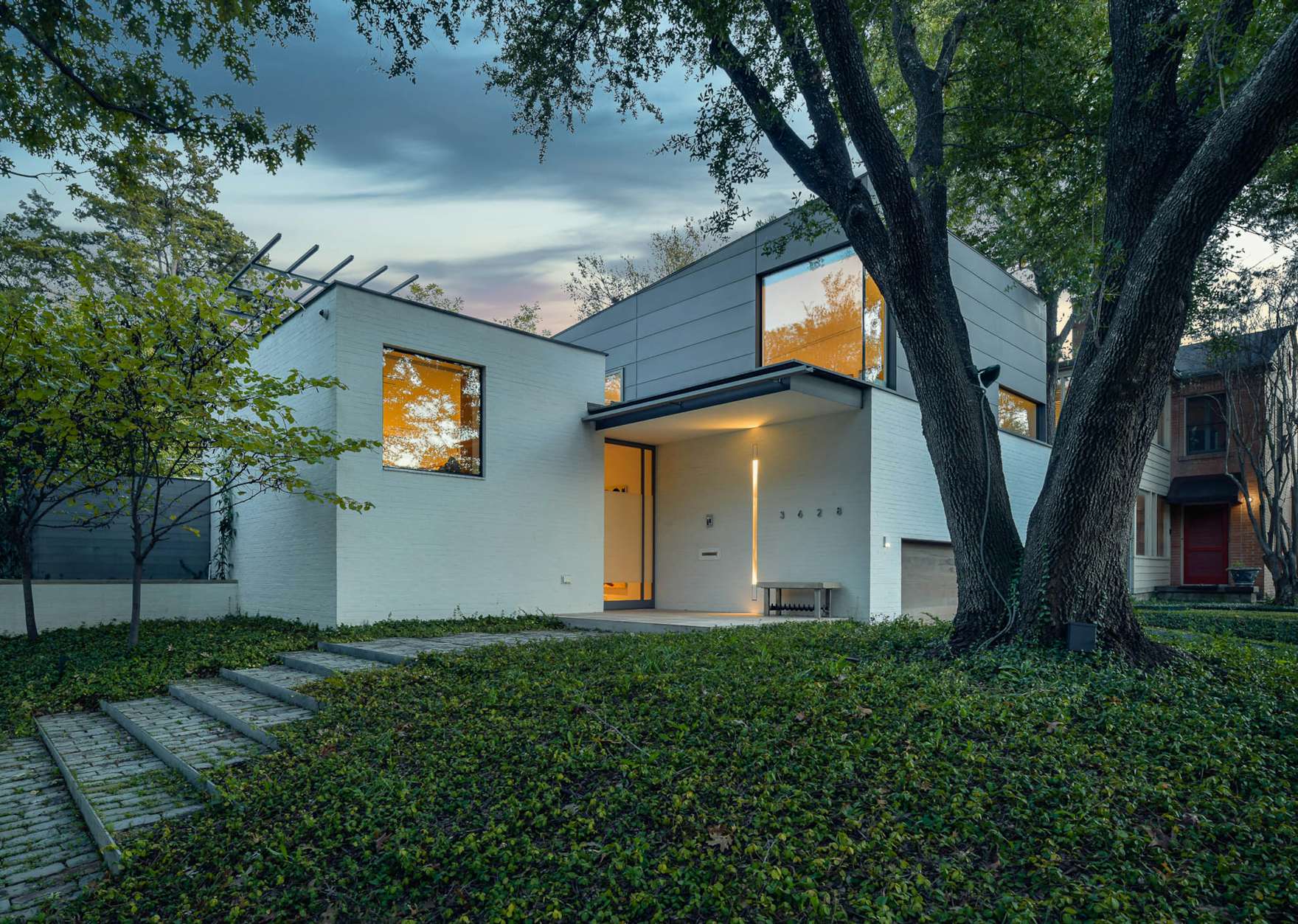 Photo 1 of 9 in A Contemporary Dallas Home Designed for Art Lovers Asks