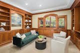 A Waterfront Washington Residence With Two Berths Is on the Market for $9.5M - Photo 8 of 10 - 