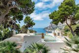 Live in the Heart of Capri in This Classic Seaside Villa - Photo 4 of 12 - 