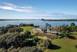 A Pahoia Point Estate in Bay of Plenty Comes With a Reflection Pool and Plenty of Dramatic Views - Photo 1 of 15 - 
