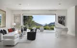 A Hollywood Hills Home Offers Glittering Views for $8.9M - Photo 4 of 11 - 