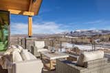 A Snow-Covered Retreat in Colorado Hits the Market for $8.5M - Photo 2 of 5 - 