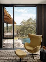 This Panoramic Austin Home for Sale Is a Stunning, Nature-Infused Sanctuary - Photo 7 of 11 - 