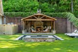 A New England Shingle-Style Home in Atlanta Seeks $5.3M - Photo 7 of 9 - 