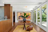 In Brentwood, a Restored 1951 Post-and-Beam Midcentury  Asks $9.4M - Photo 4 of 12 - 