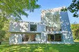 A Boxy, Light-Filled Retreat in Pennsylvania Seeks $1.2M - Photo 5 of 6 -