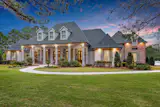 Southern Hospitality Comes Home to Southeastern Mississippi