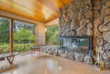 A Waterfront Washington Home Designed by a Renowned Spokane Architect Is Listed For $675K - Photo 10 of 10 - 