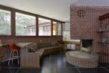 A Renovated Usonian Gem Shows Off Modern Organic Architecture - Photo 3 of 5 - 