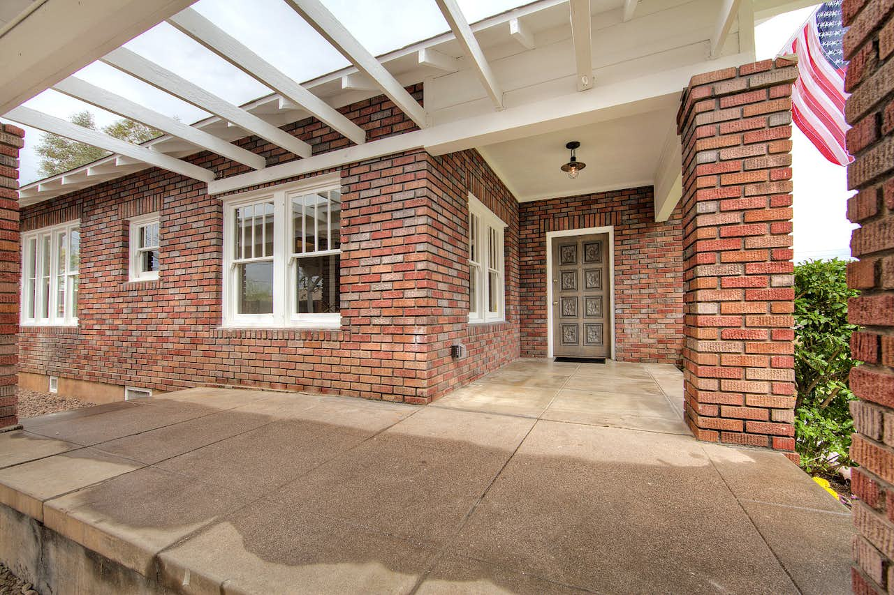 Photo 3 of 25 in Coronado Historic Model Home by The District PHX - Dwell