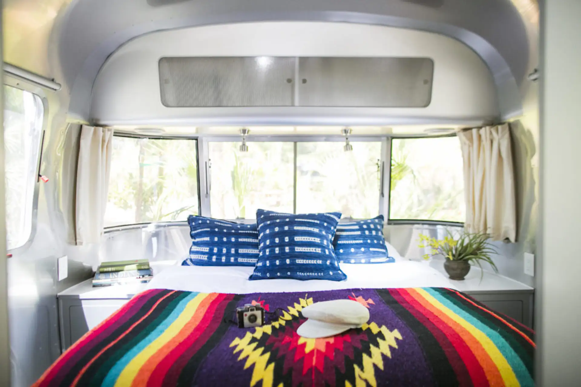 A Unique Airstream Hotel Offers an Exciting Escape From the Everyday - Photo 4 of 8 -