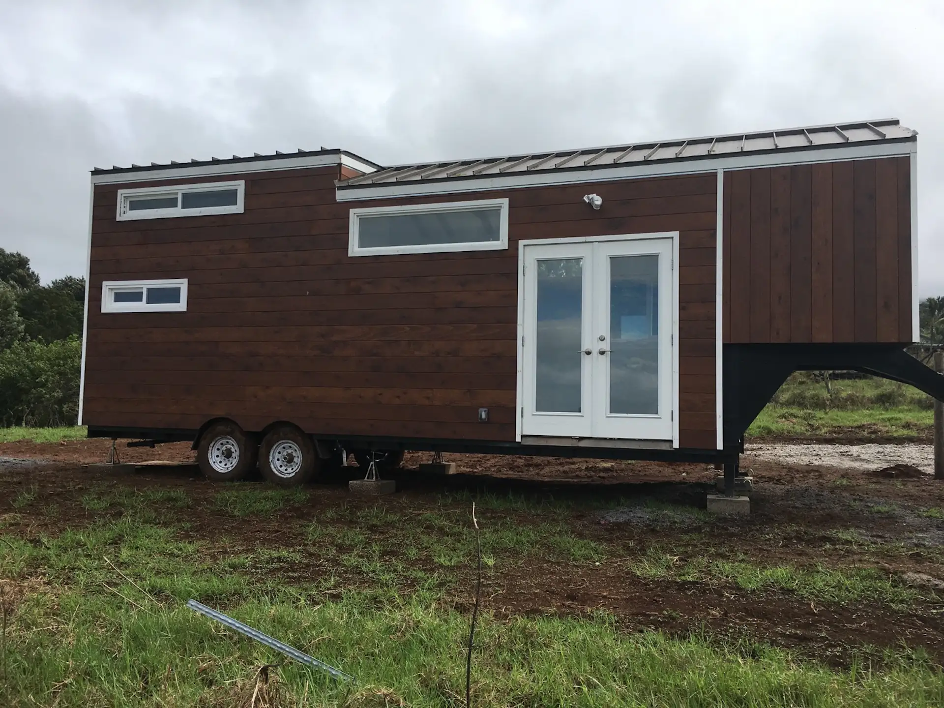 An Off-Grid Tiny House in Maui Built For $45K - Dwell Budget Breakdown ...