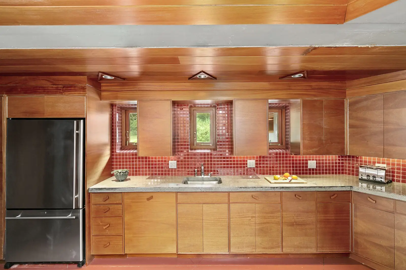 Photo 8 of 25 in Own a Private Island With a Frank Lloyd Wright ...