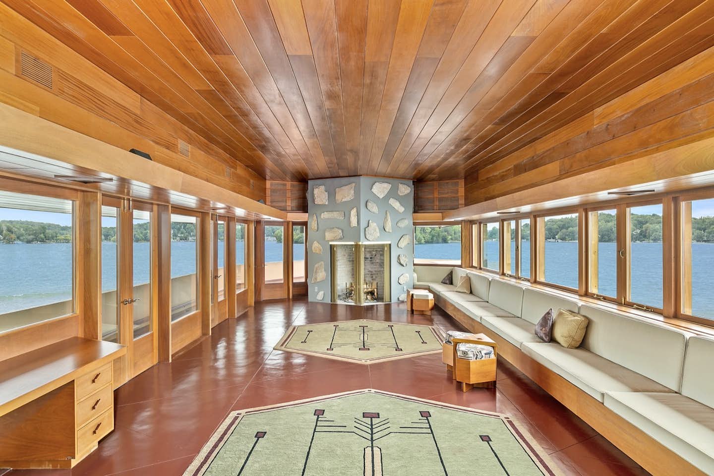 Photo 17 of 25 in Own a Private Island With a Frank Lloyd Wright