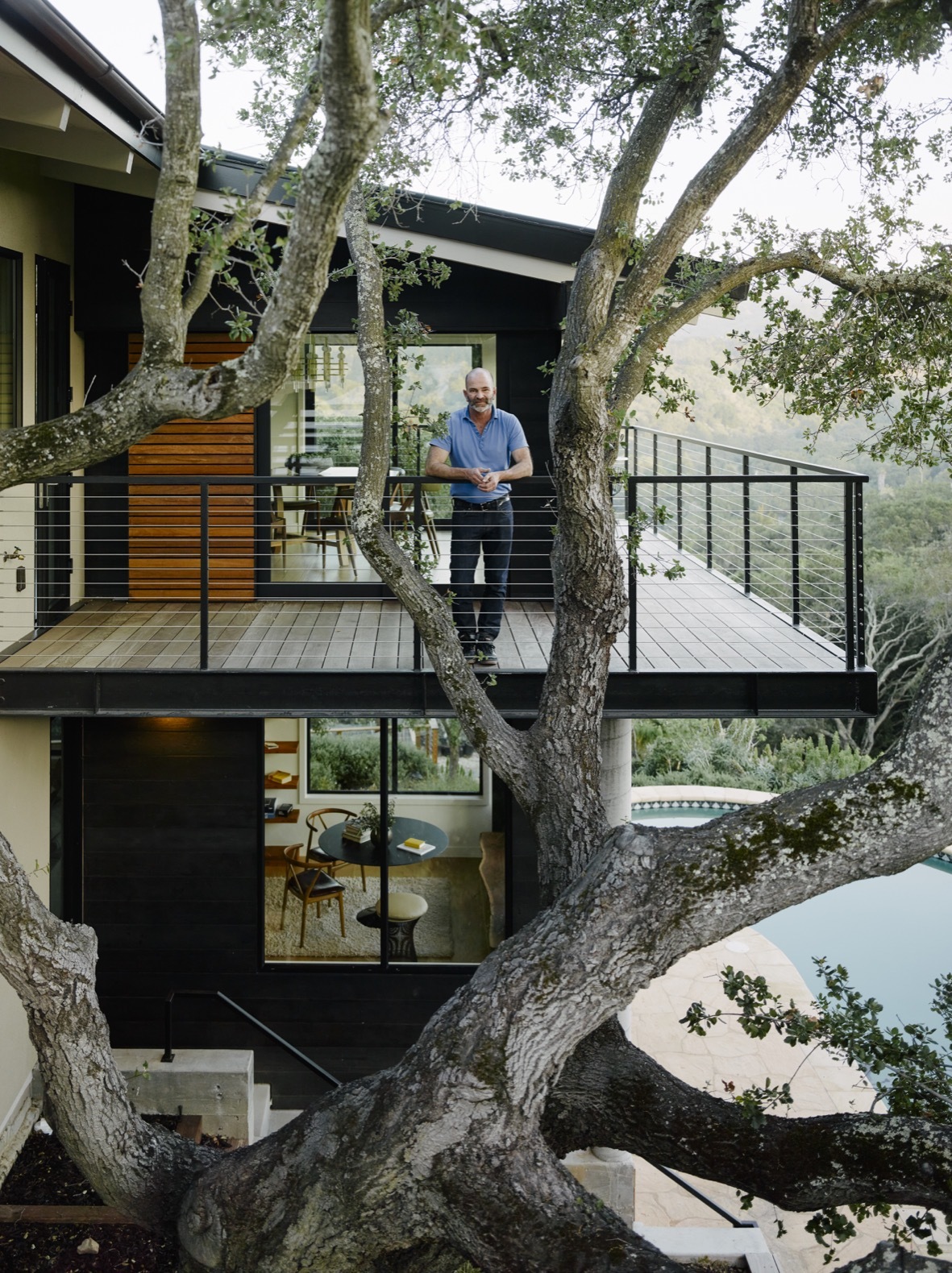 Photo 2 Of 22 In A Tree House Like Midcentury Home Peeks Above The   Original 