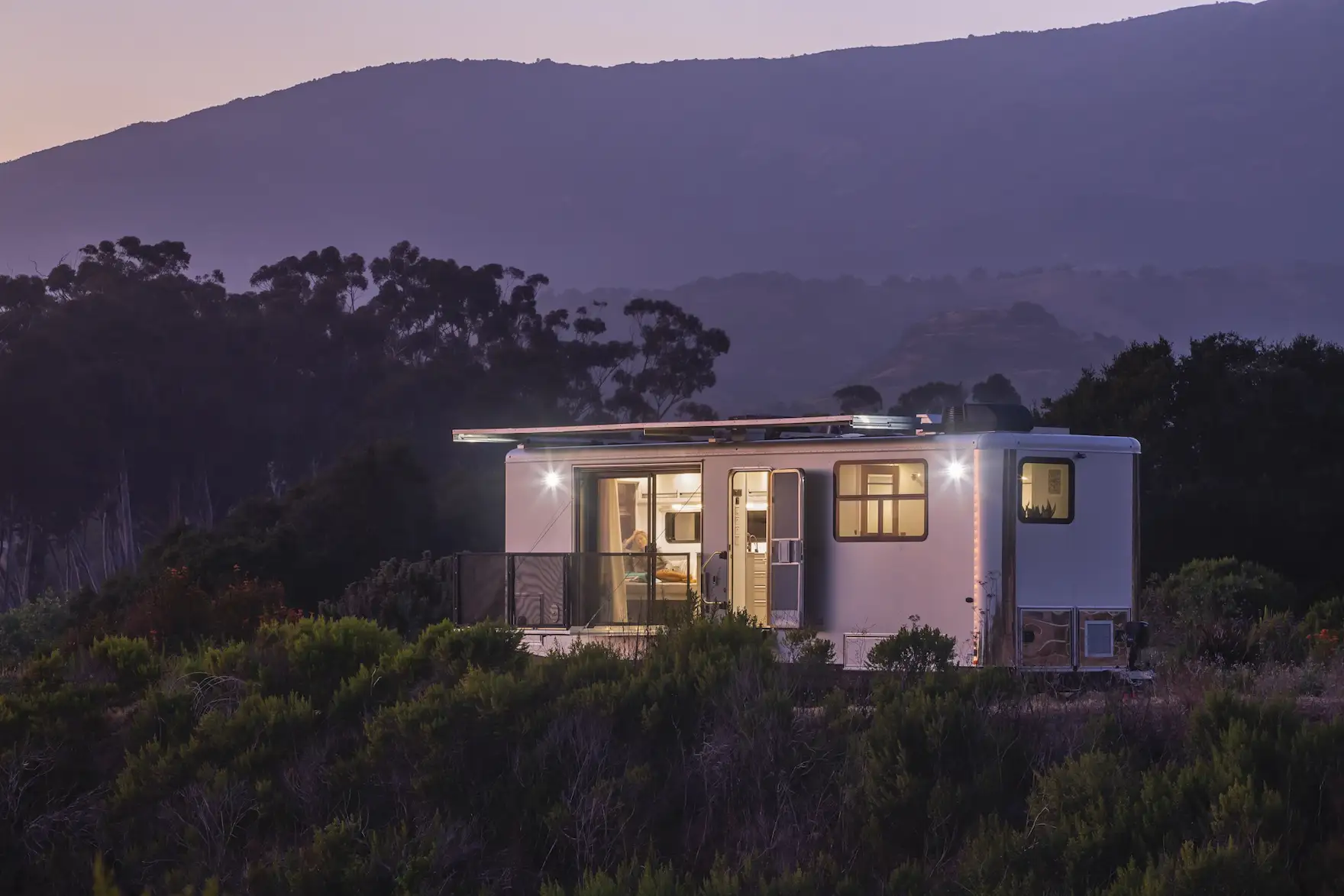 Stunning Off Grid Luxury Estates Usa image