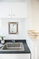 A simple yet pleasant kitchen