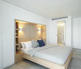 Apartment 1 L´Escala - Floating Bed Platform