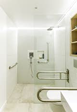 Apartment 1 L´Escala - Guest Bathroom