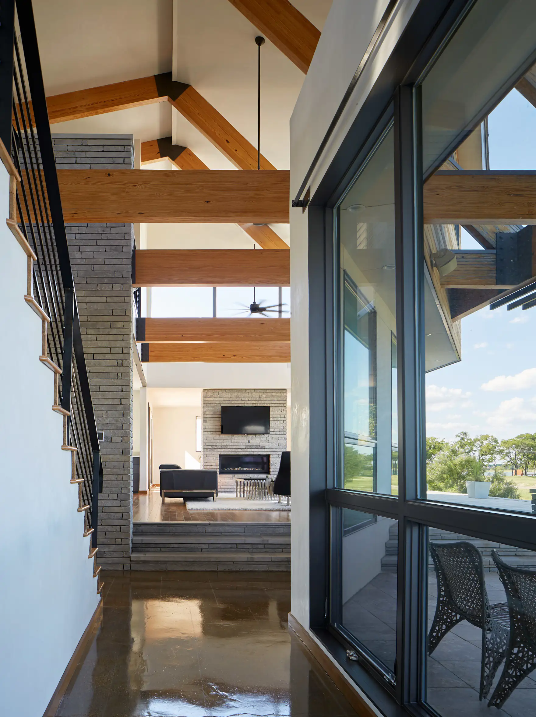 Lake Waxahachie Home (18 Photos) Dwell