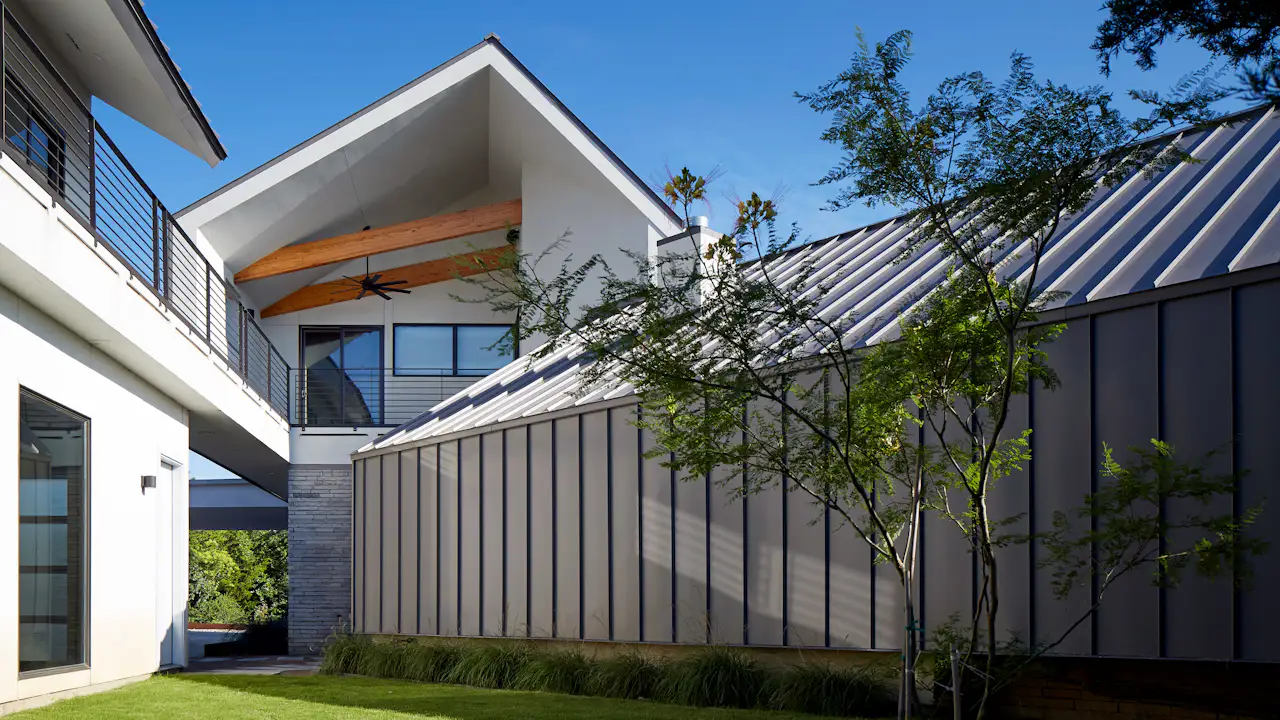 Lake Waxahachie Home (18 Photos) Dwell