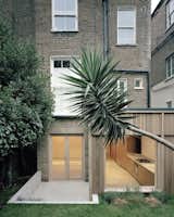 Exterior and House Building Type Leaning Yucca House by DF_DC Architects © Rory Gardiner  Photos from Leaning Yucca House