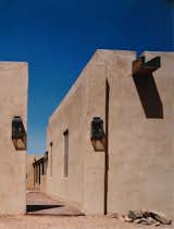 Exterior, Ranch Building Type, Stucco Siding Material, and House Building Type  Photo 5 of 13 in Santa Fe Ranch by Rodman Paul Architects