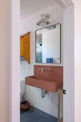 Interior - Guest Bathroom 
