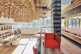 Office, Study Room Type, Medium Hardwood Floor, and Chair  Photo 6 of 9 in Mafengwo Global Headquarters (Phase I), Beijing, China by 袈蓝建筑