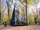  Felipe López de Mesa’s Saves from A Tiny Cabin with BIG Design
