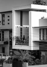 Shifting of mass in the box allowed for a beautiful effect produced on the left –side wall by the light entering through the horizontal slit, which was collated by a vertical grey band in the middle of the wall.