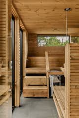 We chose thermotreated wood cladding for both exteriors and interiors of this Finnish steam sauna with an amazing views of mountains and Lake Keowee