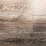 Brown Cobalt 8" x 8' x 5/8"
European White Oak. Character Grade.
