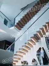 Floating staircase  www.gdstair.com 