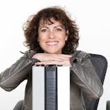 Small Business Reviews - Learn how to start your own business, get new business ideas, create logo designs and brands, set up accounting software, accept credit cards with mobile card readers for you to succeed as an entrepreneur.