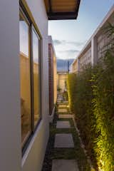 Hallway Setback  Photo 7 of 16 in Home in the Setback by Vera + Ormaza Arquitectos